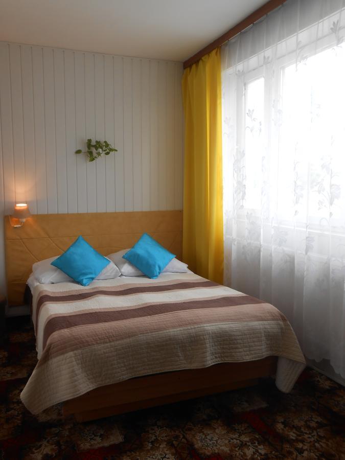 Hotel Leon Biala Podlaska Ngoại thất bức ảnh